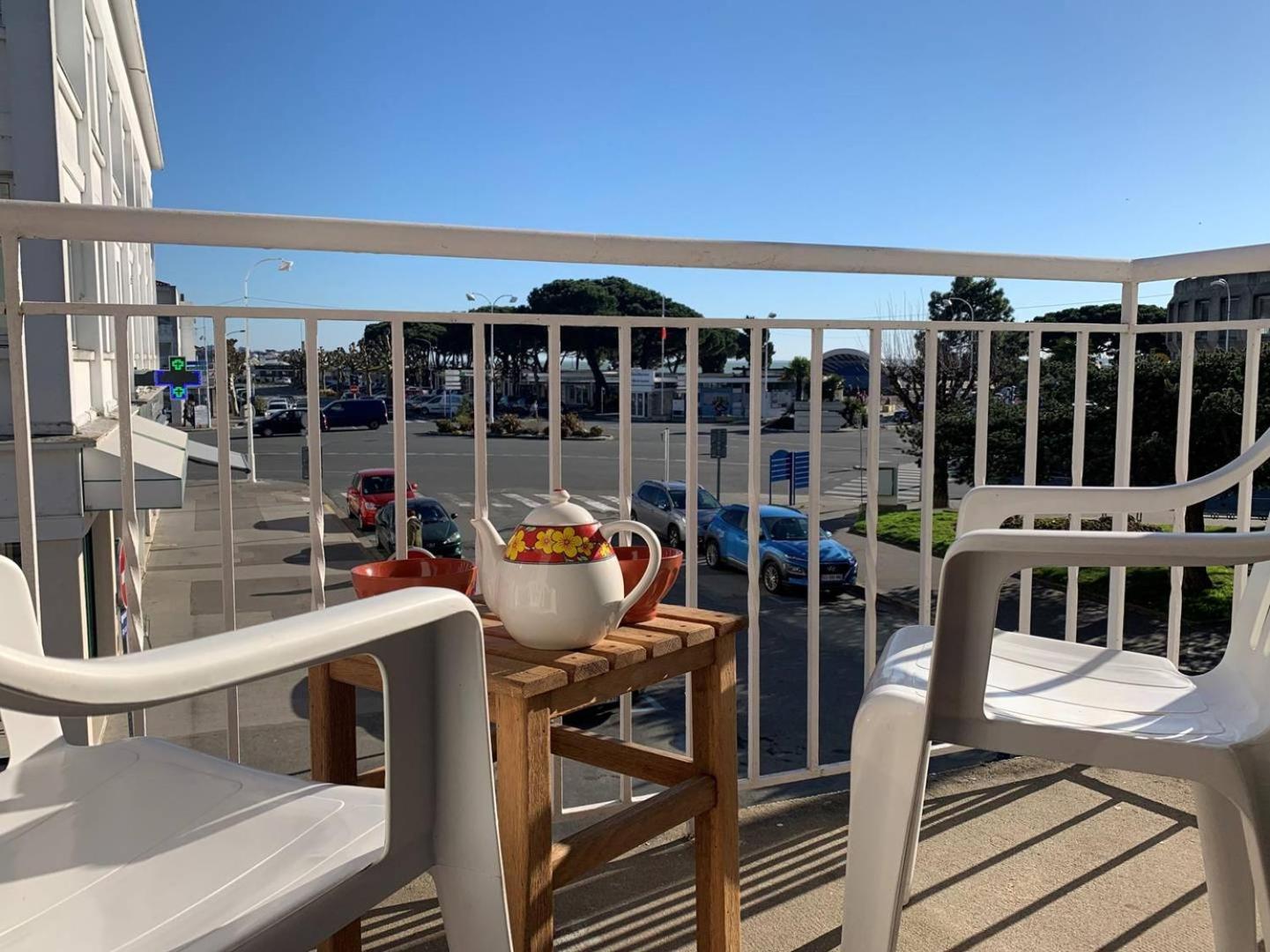 Royan - Appartement Au Coeur Du Centre-Ville - Plage A 200M Seulement Buitenkant foto